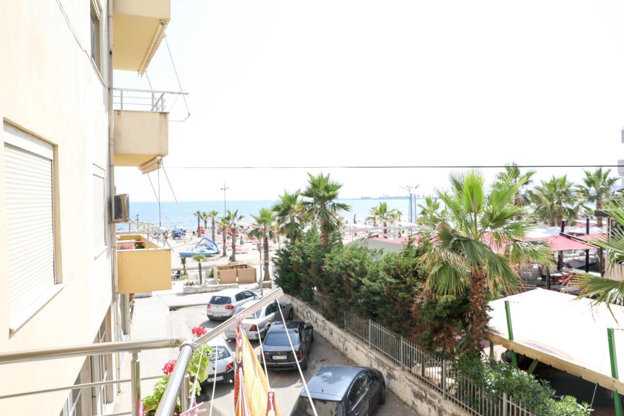 Gimi 1 Apartment